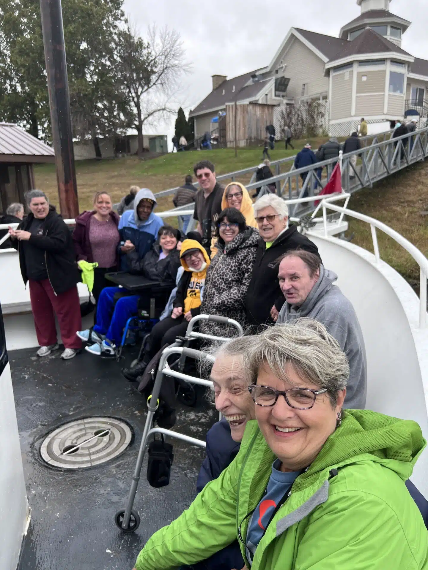 Travel Camper enjoy American Lady cruise